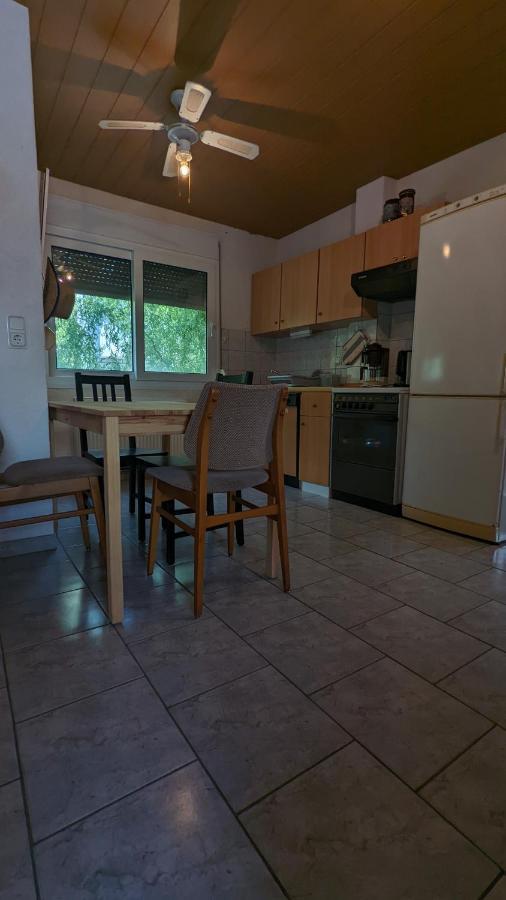 Moustaki Apartman Keramotí Kültér fotó